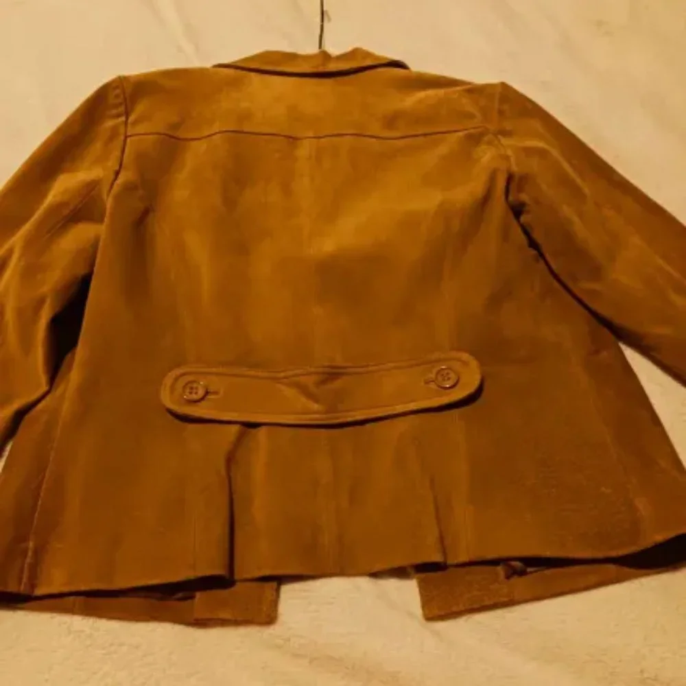 Womens Jacket - Picture 4 of 5